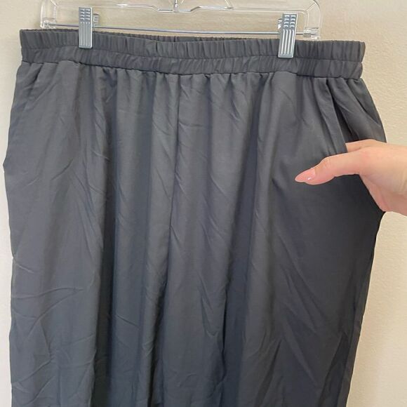 NEW! Incerun| XLarge| Windbreaker| with pockets - Picture 8 of 11